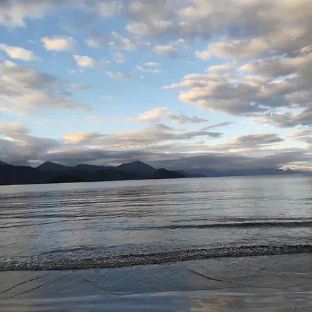 Lindo apto em Ubatuba-3